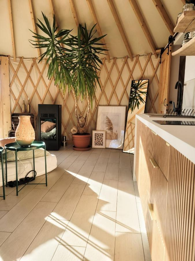 Hotel Jurty Glamping Gostynin Zewnętrze zdjęcie